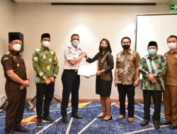 Kerjasama Parkir Diteken, Gus Muhdlor Minta PT. ISS Berdayakan Para Jukir yang Ada