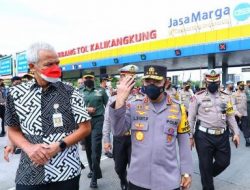 Pastikan Kesiapan Pelayanan Mudik Lebaran, Kapolri Tinjau Pos Terpadu Gerbang Tol Kalikangkung Jateng