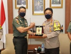 Tingkatkan Sinergitas TNI-Polri, Kapolda Jatim Sambut Kunjungan Kehormatan Pangdiv II Kostrad