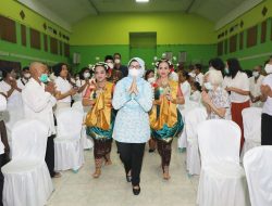 Hadiri Perayaan Maha Puja Tri Suci Waisak 2566 BE, Mak Rini Ingatkan Pentingnya Harmonisasi Antar Umat Beragama