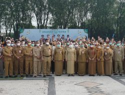 Pimpin Apel Pagi, Bupati Bojonegoro Apresiasi Petugas Lebaran dan Kehadiran PNS