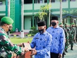 Prajurit Kodim Bojonegoro terima Susu Serdadu dari KSAD Jenderal TNI Dudung Abdurachman