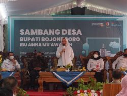 Hadiri Program Sambang Desa, Bupati Anna: Kominfo Bojonegoro Siapkan Percepatan Pelaksanaan SPBE