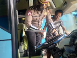 Tekan Laka Satlantas Polres Ponorogo Berikan Himbuan Kepada Armada Bus