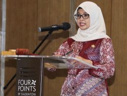Tingkatkan Pelayanan Publik, Mak Rini Paparan dalam Program USAID ERAT