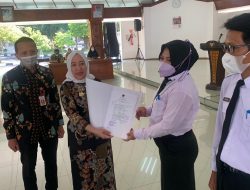 93 Guru Terima SK PPPK Tahap ll di Pendopo Malowopati