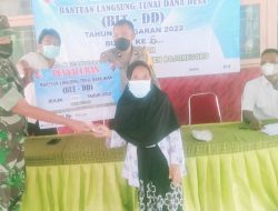 Babinsa Koramil Malo Kodim Bojonegoro Laksanakan Pendampingan Penyaluran BLT-DD