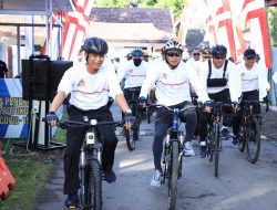 Semarak HUT Bhayangkara 76, Ratusan Peserta Ramaikan Gowes di Jember