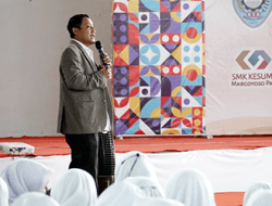 Berikan Motivasi Pada Peserta MPLS, Safin : Pati Harus Punya SDM Unggul