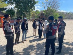 Ciptakan Rasa Aman, Personil Polres Sumbawa dan Jajaran Patroli Obyek Wisata Beri Himbauan