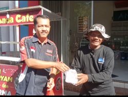 Jum’at Berkah, News Patroli Jember Kembali Bagikan Ratusan Nasi Bungkus