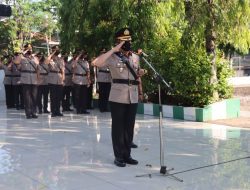 Bupati Bojonegoro Ucapkan Selamat Kepada Kapolres Bojonegoro dalam rangka Peringatan Hari Bhayangkara ke -76.