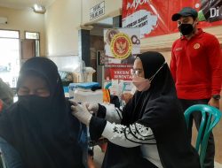 BINDA Jatim Bersama Dinkes Bojonegoro Vaksinasi Ratusan Karyawan PT. Putera Jaya Sakti Perkasa