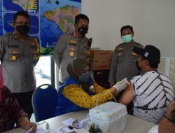Antisipasi Covid-19 Meningkat, Kapolresta Sidoarjo Pantau Vaksinasi 24 Jam