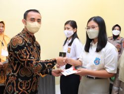 Sebanyak 41 Orang Siswa-siswi Putra Putri Polri Mendapatkan Dana Pendidikan Beasiswa dari Primkoppol Polres Jember