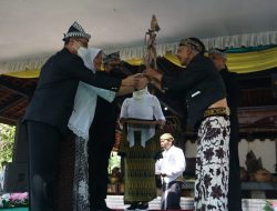 92 Orang Ikuti Prosesi Ritual “Buwak sukerto” dengan Ruwatan di Kayangan Api Bojonegoro