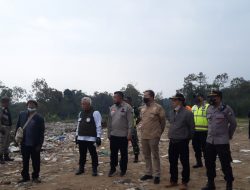 Kapolsek Poncokusumo Dampingi Bupati Malang Tinjau Lokasi TPA Sampah