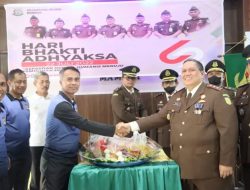 Puncak Hari Bhakti Adhykasa, Kapolres Mamasa Beri Kejutan di Kejaksaan Mamasa