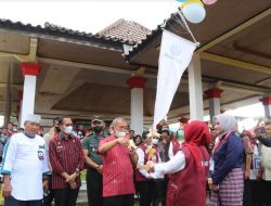 AIM Bupati Polewali Mandar Launching Aksi Perubahan Poster Jago di Kecamatan Wonomulyo