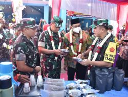 Bupati Sidoarjo Bersama Asintel Kasad Mayjen TNI Dedi Solihin Tinjau TMMD 2022 di Desa Rejeni Kecamatan Krembung