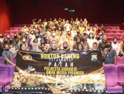 Polresta Sidoarjo Bersama Polwan Serta Awak Media Nobar Film Sayap Sayap Patah