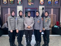 Lima Srikandi Polwan Polda Jawa Timur Raih Penghargaan Kapolri