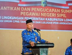Bupati Lombok Timur H.M.Sukiman Azmy Mengambil Sumpah Janji 476 CPNS