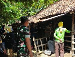 Polsek Grabagan Polres Tuban Melaksanakan Pengawalan Vaksinasi PMK