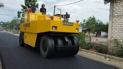 Pemdes Lengkong Sukseskan Program BKKD Jalan Aspal