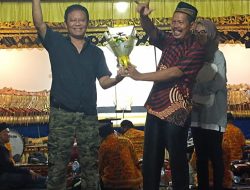 Auda Terpilih Kades Canggu, Abah Ghofur Gelar Tasyakuran Tiga Kali Berturut-turut, Hadirkan Ludruk, Campursari dan Wayang Kulit