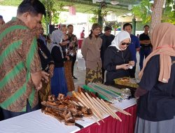 Bupati Anna Buka Gelar Pusaka Gugah Tuah Keris Khayangan Api