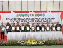 11 Kabupaten Kota Mou Gerbang Ratubangnegara Kertowilangan di Pendopo Malowopati