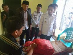 Wabup Lampura Ardian Saputra Berikan Bantuan kepada Warga Disabilitas di Kelurahan Cempedak
