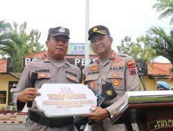 Bhabinkamtibmas Terbaik Dapat Tiket Umrah Gratis dari Kapolres Pemalang 