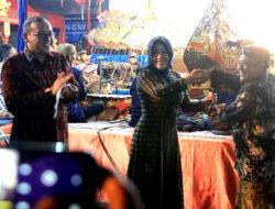 Bupati Ikfina Resmi Rubah Pasar Padangan Menjadi Pasar Bagusan, Peresmiannya Diwarnai Pagelaran Wayang Kulit