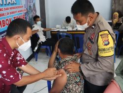 Jelang WSBK, Polres Lombok Timur Gencarkan Vaksinasi Booster