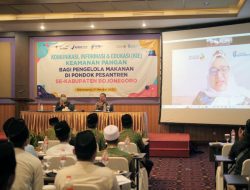 Dinkes Bojonegoro Gelar Sosialisasi KIE Keamanan Pangan Bagi Pondok Pesantren