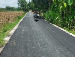 Dengan BKKD 2022 Tahap I, Pemdes Mulyorejo Sukses Aspal Jalan Penghubung Desa Mulyorejo dengan Desa Turi