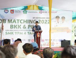 Bupati Sidoarjo Tekankan Networking dan Daya Banting Saat Membuka Job Matching BKK dan Penyuluhan Jabatan di SMK