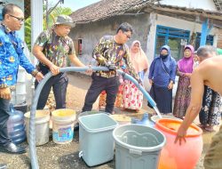 Polisi Sidoarjo Perduli Air Bersih Bagi Masyarakat