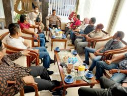 Ciptakan Kamtibmas yang Kondusif, Kapolres Jember Damaikan Konflik Wartawan dengan Pengurus Pesantren