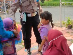 Bhabinkamtibmas Sidoarjo Sambang TK, Kenalkan Polisi Sejak Usia Dini
