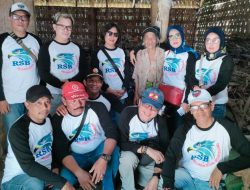 Komunitas Relawan Sosial Bojonegoro Bakti Sosial di Desa Sedeng Kec. Kanor