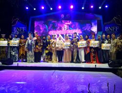 Bupati Anna: Bojonegoro Nglenyer Fashion Festival Tumbuhkan Ekonomi Kreatif