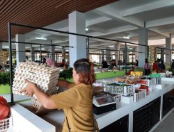 Tempat Baru Semangat Baru, Pedagang Pasar Wisata Bojonegoro Mulai Berjualan&nbsp;