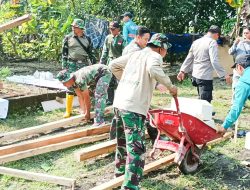 Sinergitas Kodim Bojonegoro, Pemdes dan Elemen Masyarakat Bantu Wujudkan Rumah Layak Huni Bagi Warga Dander