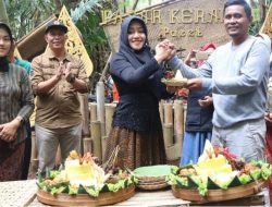 Bupati Ikfina Meresmikan dan Melaunching Pasar Keramat di Dusun Wonokerto Desa Warugunung Pacet