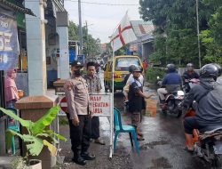 Bhabinkamtibmas Masangan Wetan Sidoarjo Peduli Warga Berduka