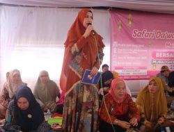 Wakil KetuaTP-PKK Lampura Devriyana Marda Ardian Hadiri  Peringatan Isra’ Miraj Nabi Muhammad SAW 1444 H/2023 di Desa Bindu