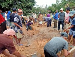 Lestarikan Kearifan Lokal, Pemdes Negara batin Gelar Gotong Royong Bersama